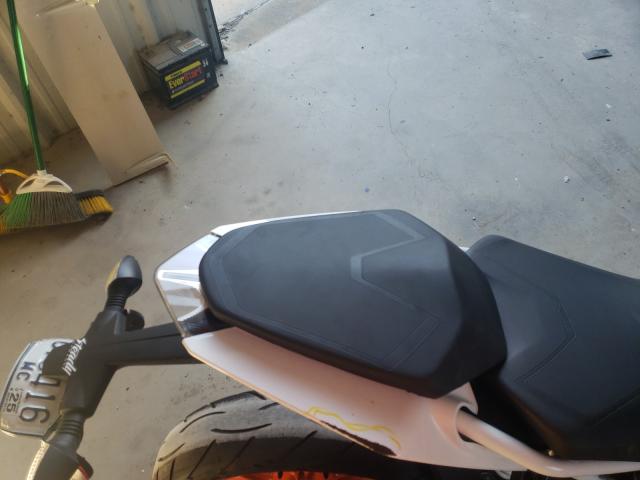 2020 KTM 390 DUKE MD2JPJ406LC220241
