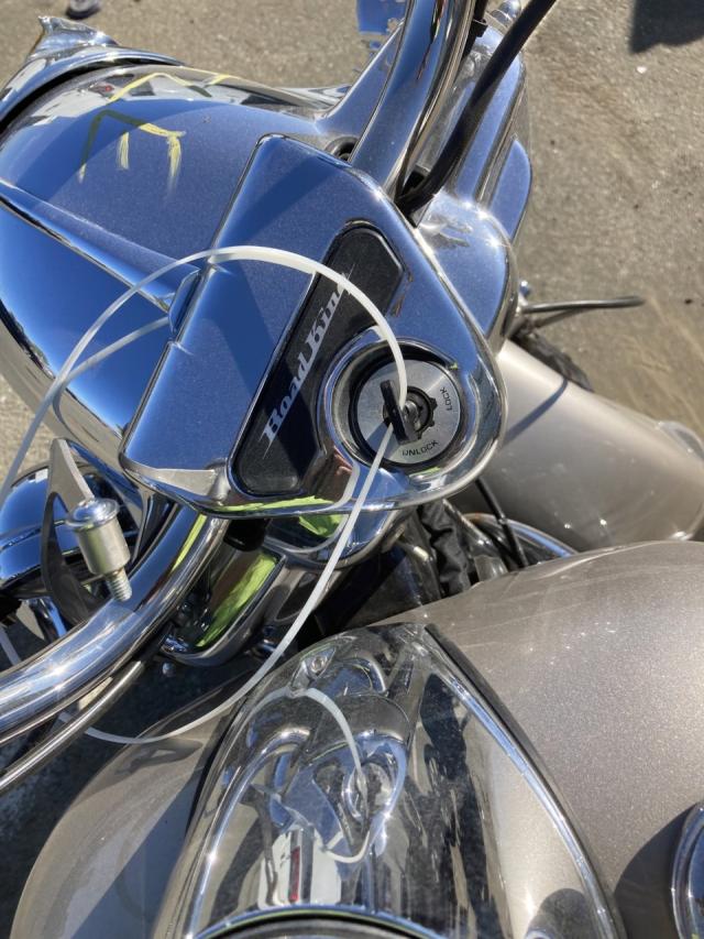 2018 HARLEY-DAVIDSON FLHR ROAD 1HD1FBC33JB653883