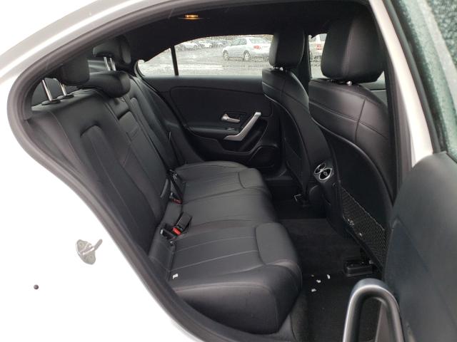 2019 MERCEDES-BENZ A 220 4MAT WDD3G4FB5KW001157