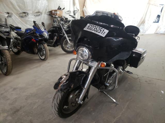 2011 HARLEY-DAVIDSON FLHX 1HD1KB412BB621808