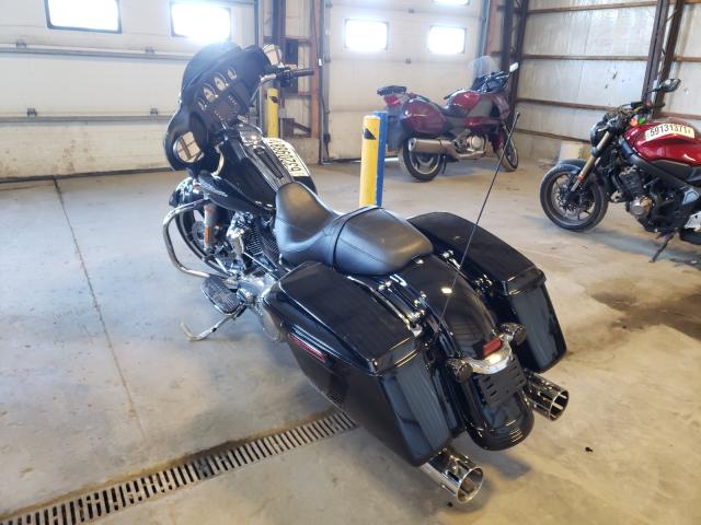 2019 HARLEY-DAVIDSON FLHX 1HD1KBC10KB647583