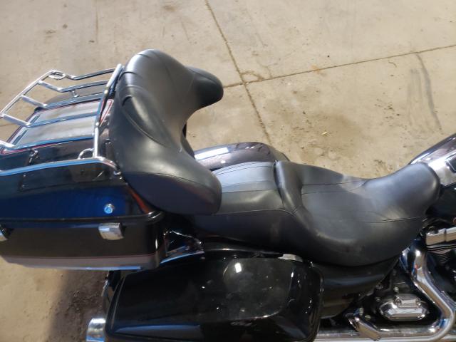 2009 HARLEY-DAVIDSON FLHTC 1HD1FF4119Y622208