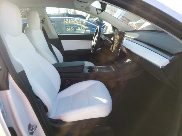 Фото: 5YJYGDEE2MF134798 - 5