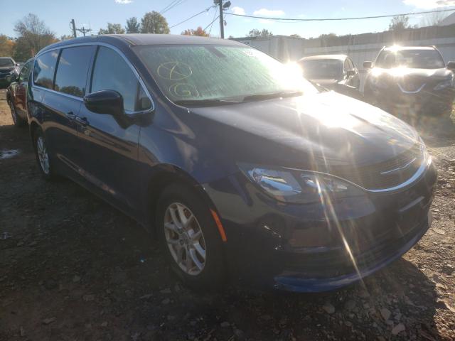 Salvage cars for sale from Copart Brookhaven, NY: 2017 Chrysler Pacifica T