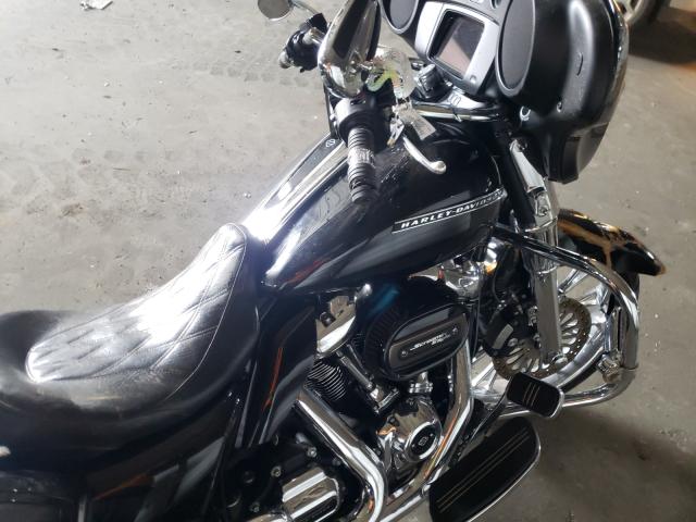 2020 HARLEY-DAVIDSON FLHX 1HD1KBC1XLB675554