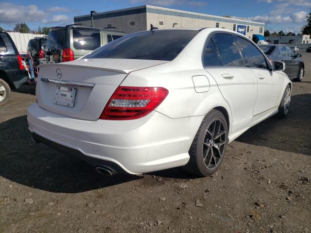 2013 MERCEDES-BENZ C 300 4MAT WDDGF8AB9DR255667