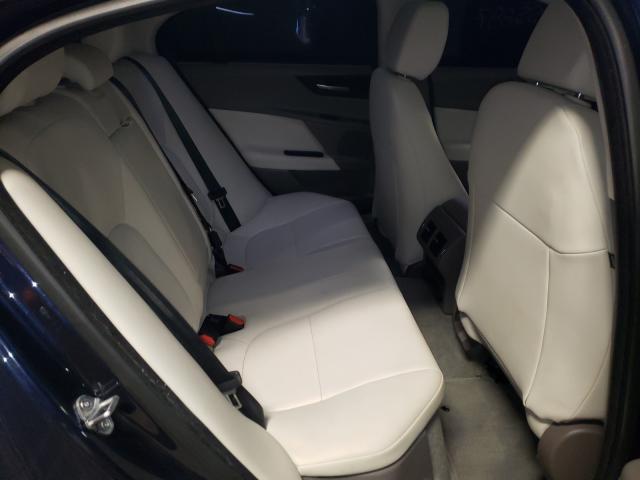 2017 JAGUAR XE PREMIUM SAJAJ4BV2HA975219