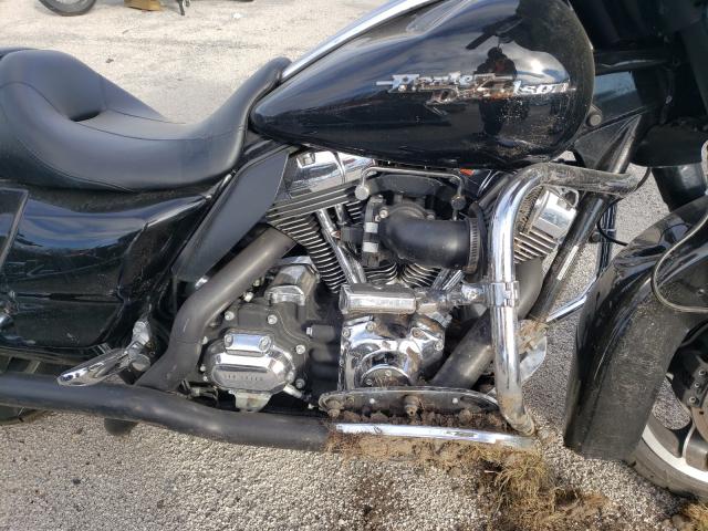 2010 HARLEY-DAVIDSON FLHX 1HD1KB414AB671494