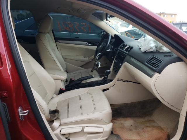 2015 VOLKSWAGEN PASSAT 1VWAT7A32FC072142