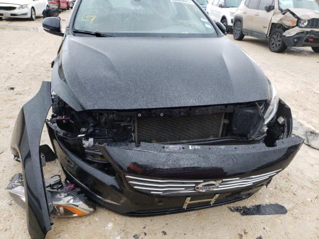 2017 VOLVO V60 T5 PRE YV140MEK3H1356798