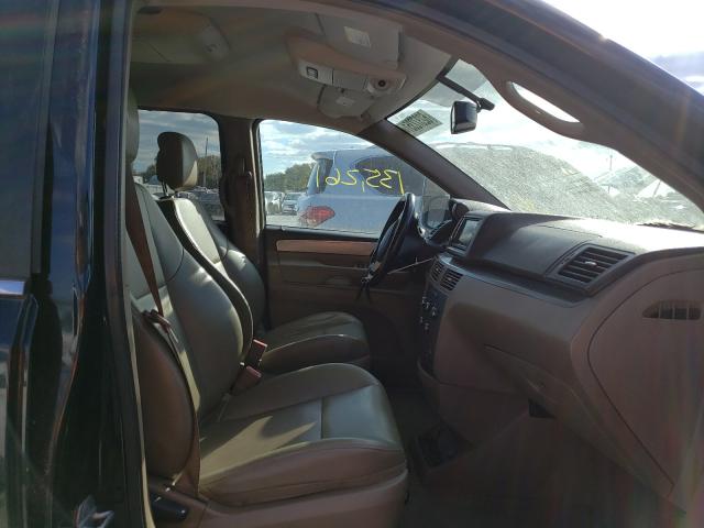 2011 VOLKSWAGEN ROUTAN SE 2V4RW3DG5BR669619