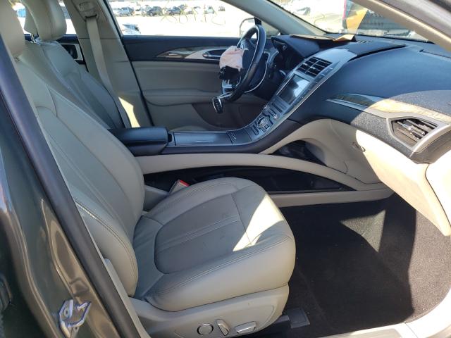 2017 LINCOLN MKZ RESERV 3LN6L5E9XHR613837