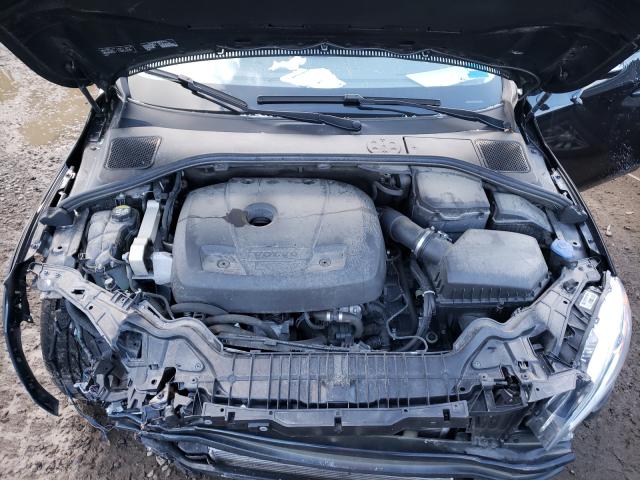 2017 VOLVO V60 CROSS YV440MWK9H1040078