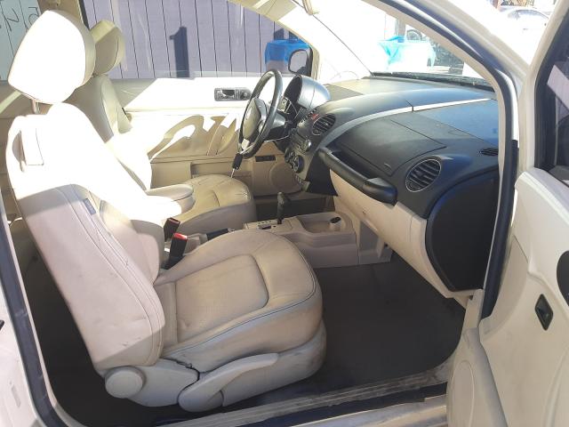 2010 VOLKSWAGEN NEW BEETLE 3VWRG3AG9AM017035