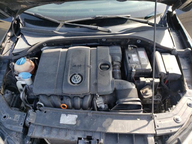 2013 VOLKSWAGEN PASSAT 1VWAP7A3XDC057096