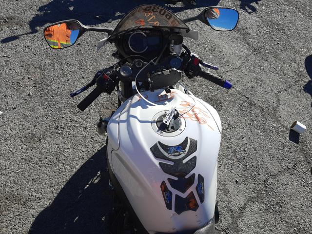 2019 SUZUKI GSX-R600 JS1GN7FA3K7100574