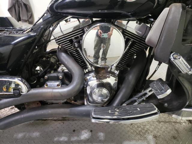 2009 HARLEY-DAVIDSON FLHTCU 1HD1FC4199Y670182