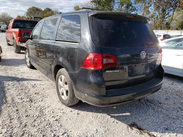 2011 VOLKSWAGEN ROUTAN SE 2V4RW3DG5BR669619