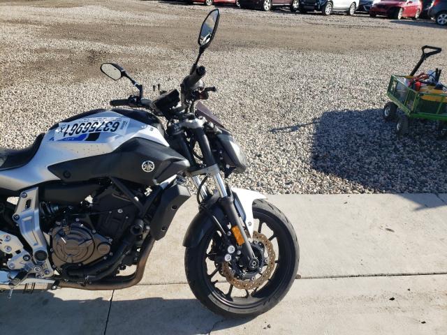 2017 YAMAHA FZ07 JYARM06E0HA013055