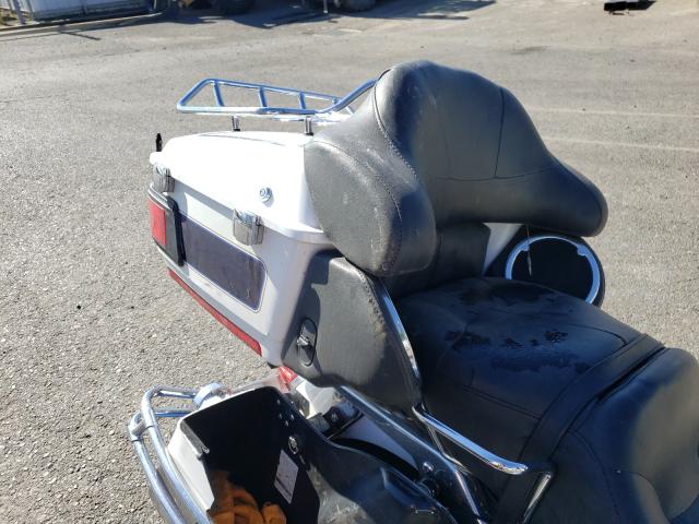 2007 HARLEY-DAVIDSON FLHTCUI 1HD1FC4337Y643963