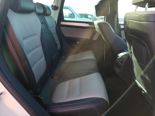 2017 VOLKSWAGEN TOUAREG WO WVGRF7BP1HD003708