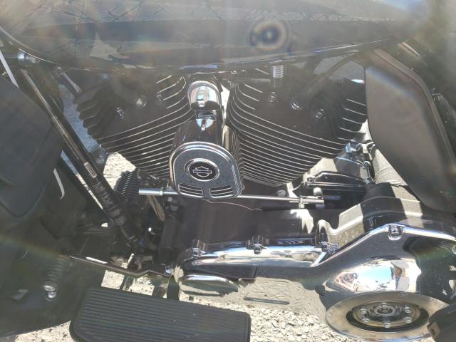 2016 HARLEY-DAVIDSON FLTRU 1HD1KGL15GB689610