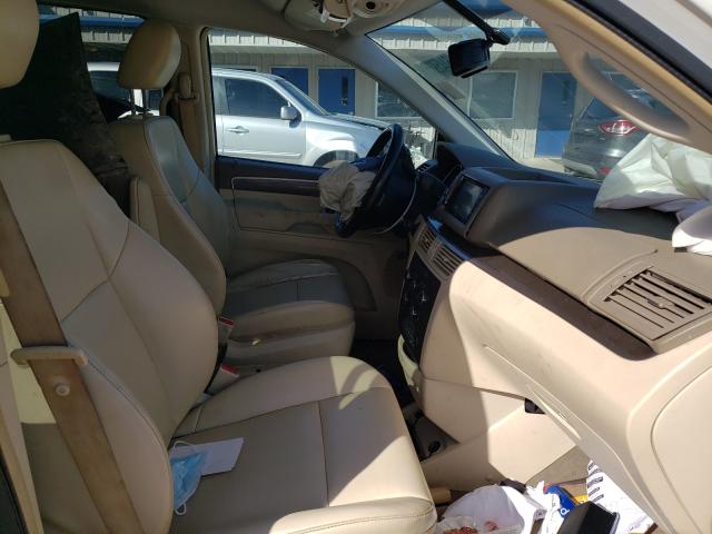 2010 VOLKSWAGEN ROUTAN SE 2V4RW3D11AR167202