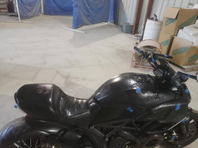 2013 DUCATI DIAVEL ZDM13BLW5DB015373