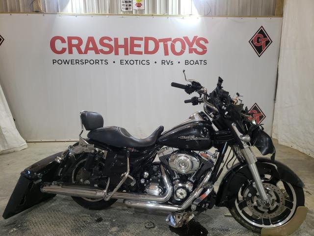 2011 HARLEY-DAVIDSON FLHX 1HD1KBM14BB668189