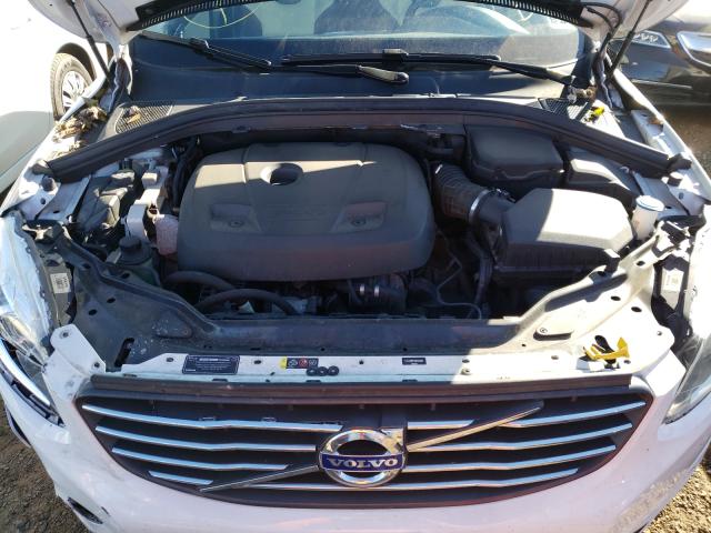 2017 VOLVO XC60 T6 DY YV449MRR3H2042093
