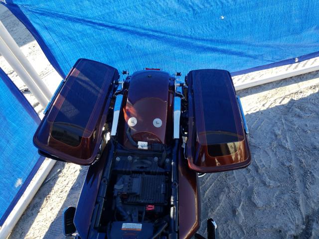 2009 HARLEY-DAVIDSON FLHX 1HD1KB41294665590