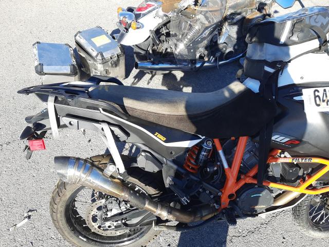 2015 KTM 1190 ADVEN VBKV29406FM930886