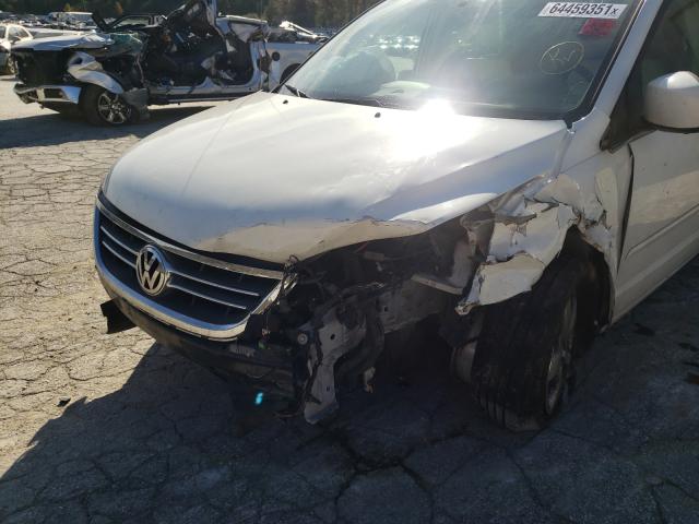 2010 VOLKSWAGEN ROUTAN SE 2V4RW3D11AR167202