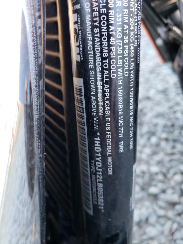 2020 HARLEY-DAVIDSON FLSL 1HD1YDJ12LB053821
