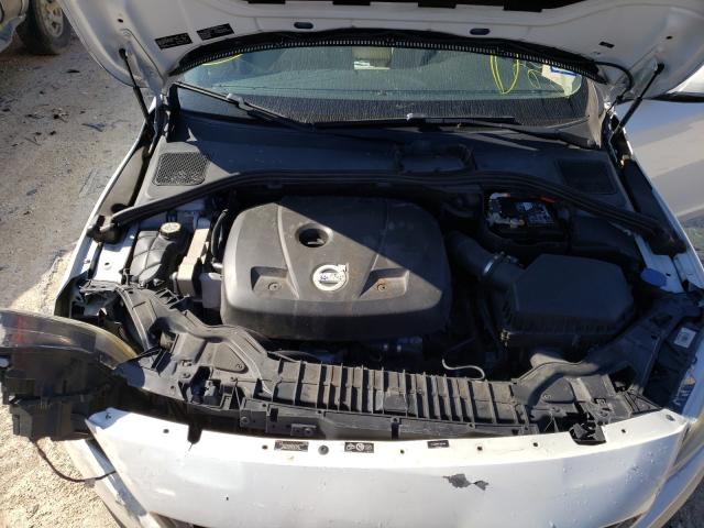 2015 VOLVO V60 PREMIE YV140MEB8F1207025