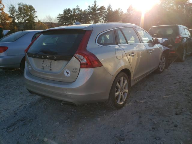 2017 VOLVO V60 PREMIE YV140MSK8H1360351