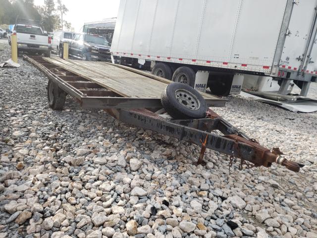 Salvage trucks for sale at Dunn, NC auction: 2001 Utility Flatbed TR