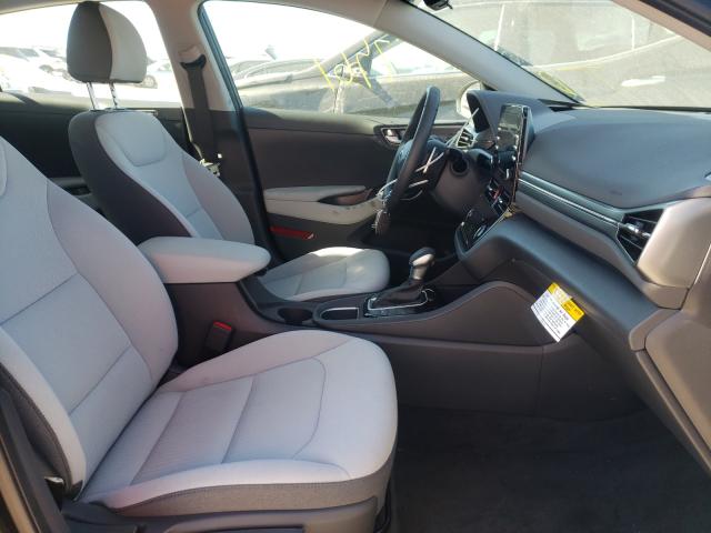 2021 HYUNDAI IONIQ SE KMHC75LC8MU257431