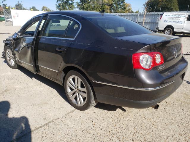 2010 VOLKSWAGEN PASSAT KOM WVWJM7AN0AE071862
