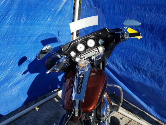 2009 HARLEY-DAVIDSON FLHX 1HD1KB41294665590