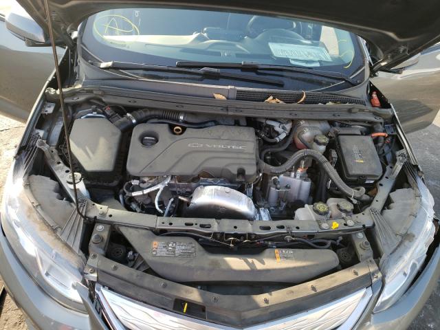 VIN 1G1RC6S51HU175400 2017 Chevrolet Volt, LT no.7