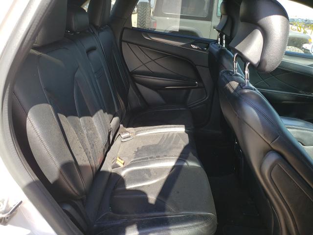 2016 LINCOLN MKC PREMIE 5LMCJ1C99GUJ01382