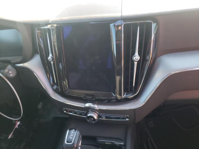 2018 VOLVO XC60 T6 MO YV4A22RK7J1037540