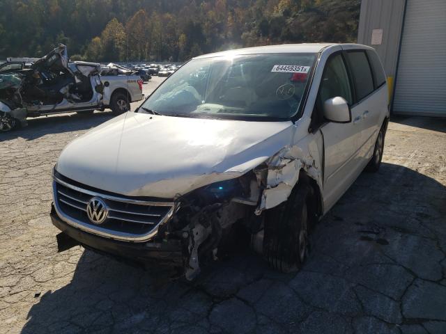 2010 VOLKSWAGEN ROUTAN SE 2V4RW3D11AR167202