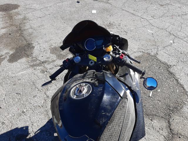2011 SUZUKI GSX-R1000 JS1GT78A3B2101790
