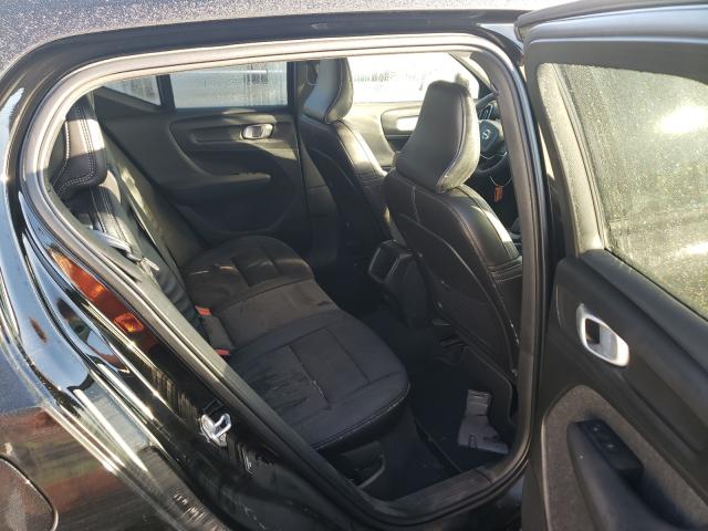 2021 VOLVO XC40 T5 MO YV4162UK7M2561281