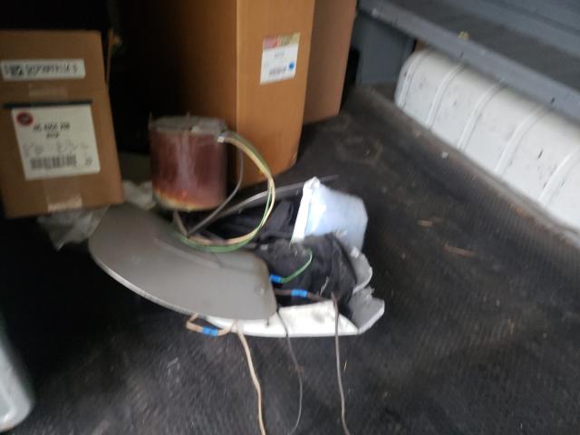 2015 NISSAN NV 1500 1N6BF0KM2FN806082