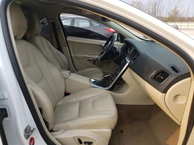 2015 VOLVO V60 PREMIE YV1612SC9F1188024