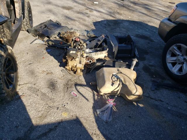 2015 CAN-AM COMMANDER 3JBKKAP29FJ003649