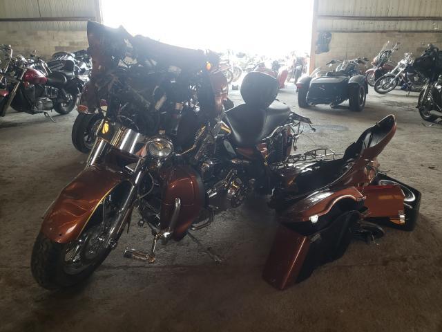 2008 HARLEY-DAVIDSON FLHTCUSE3 1HD1PR8428Y952408